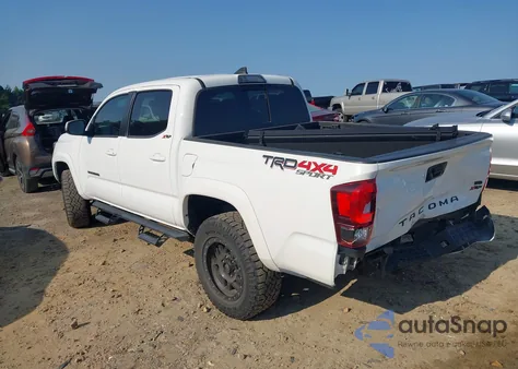 2018 Toyota Tacoma Trd Sport z USA, uszkodzony, nr VIN 3TMCZ5AN2JM179361